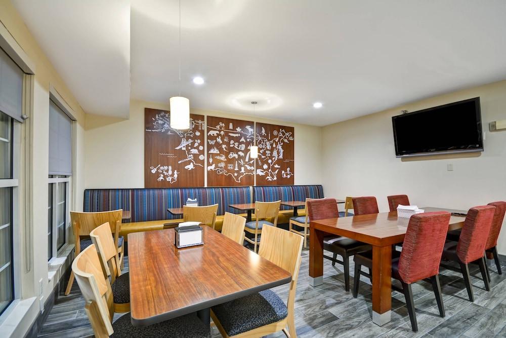 TownePlace Suites by Marriott Sioux Falls photo 40