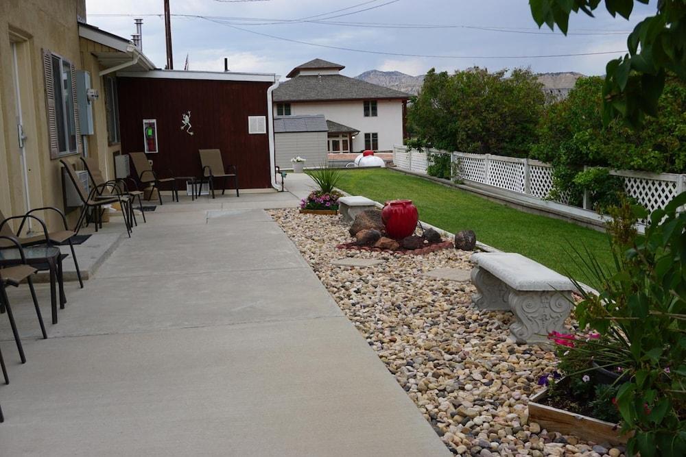 Bybee's Steppingstone Motel photo 39