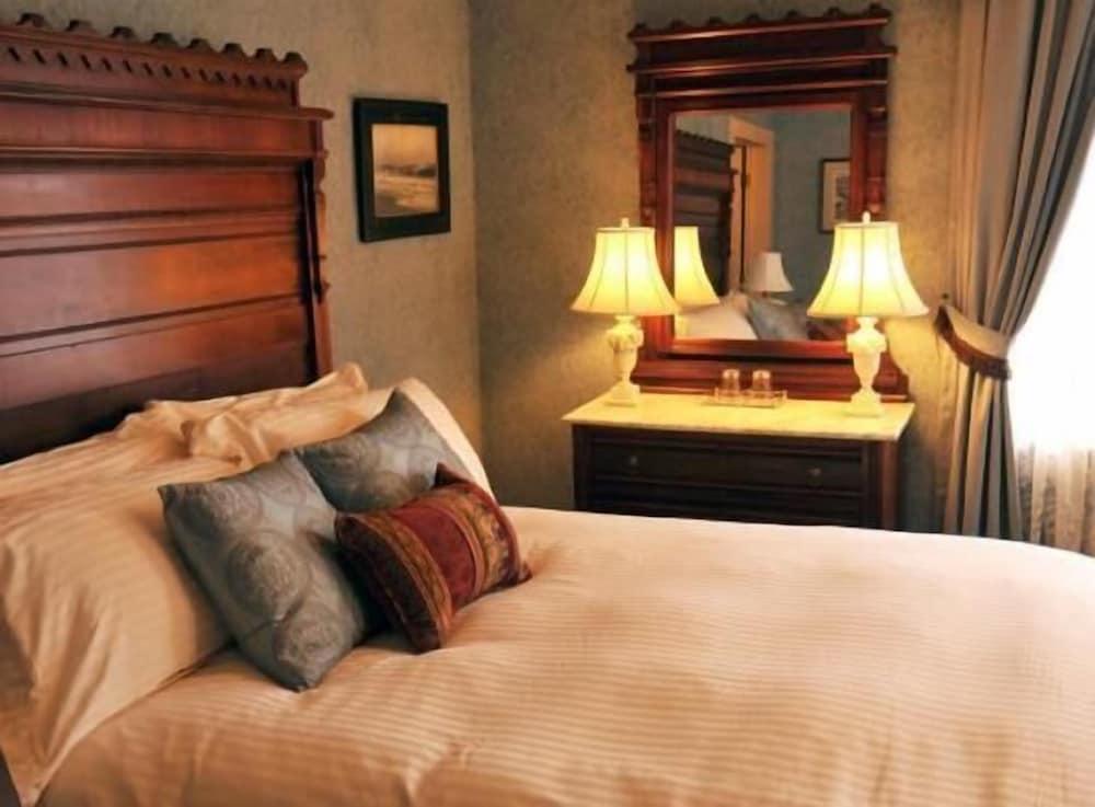 Atlantic Hotel photo 13