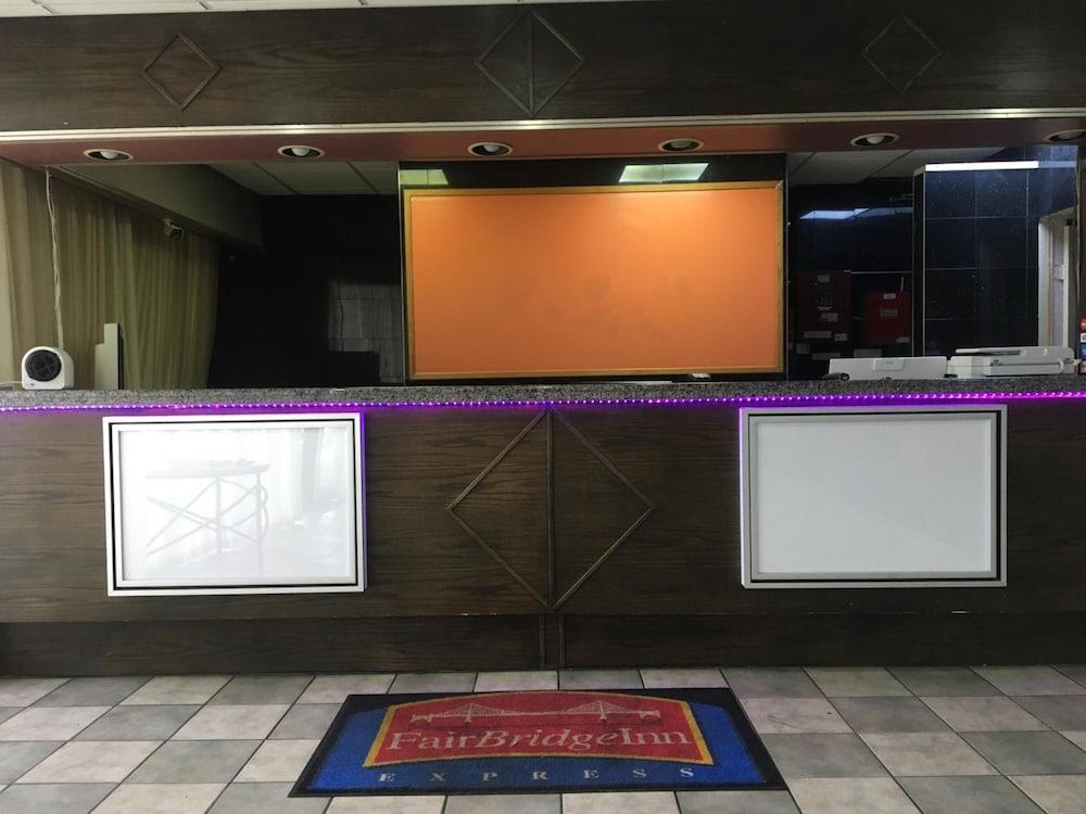 FairBridge Inn Express Melrose Park photo 3