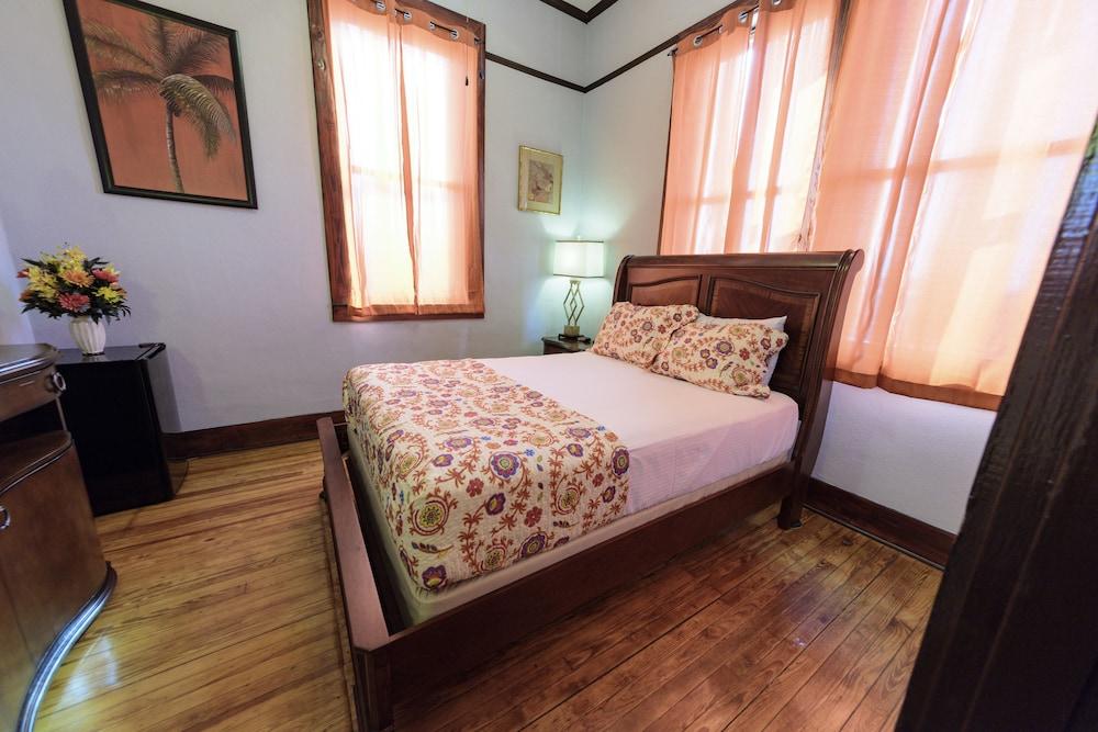Hotel DeFuniak photo 23