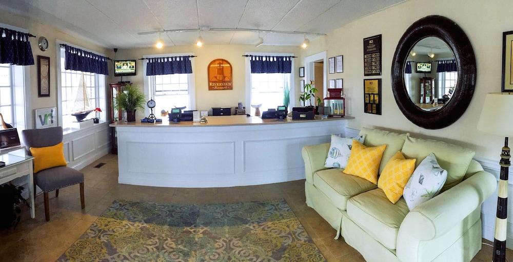 Riverview Resort photo 2