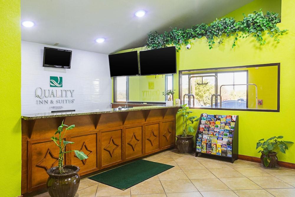 Quality Inn & Suites near Six Flags East photo 7