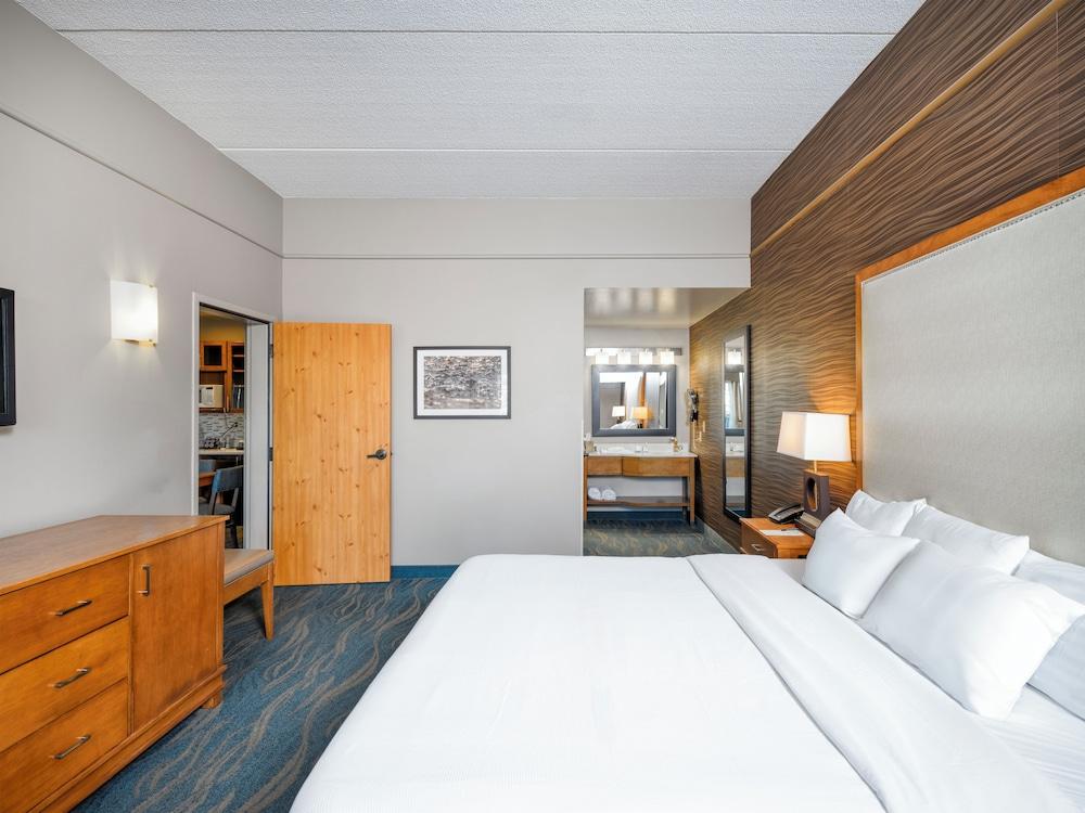 The Lodge at Geneva photo 11