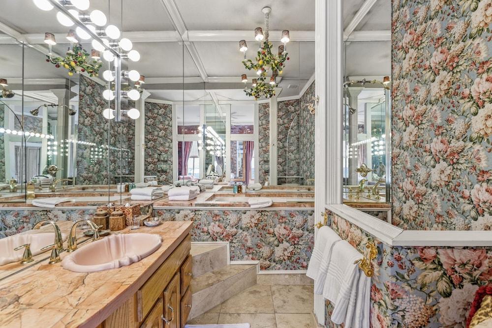 The Residence Hotel photo 34