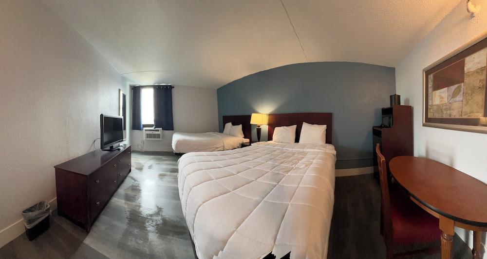 Blueway Inn & Suites Roseville photo 9