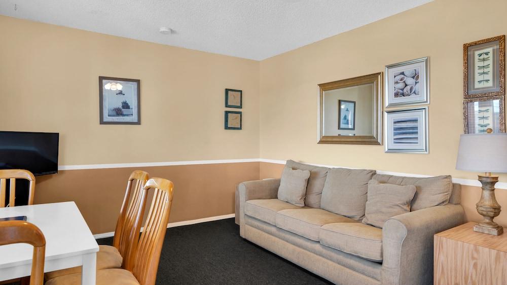 Montauk Oceanside Suites photo 3