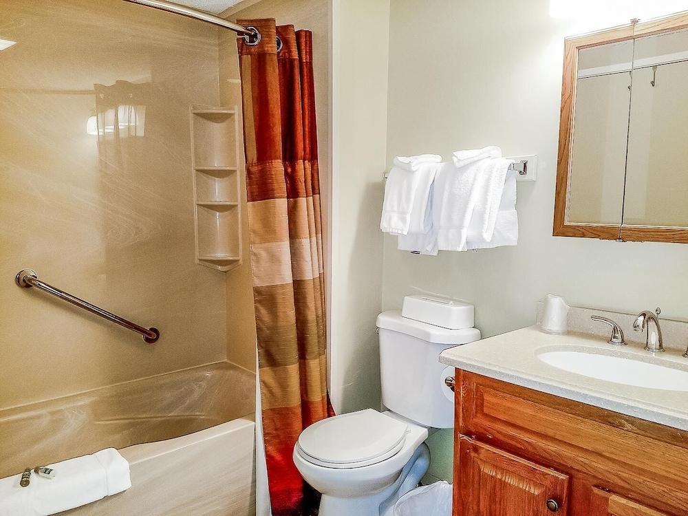 The Village of Loon Mountain Fixed Rooms photo 36
