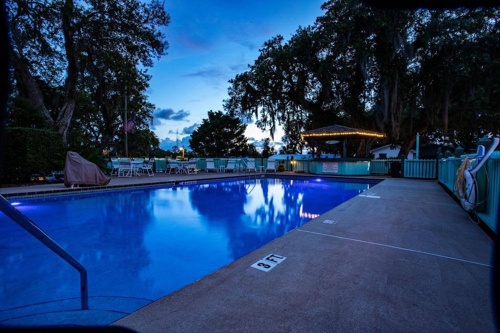 Steinhatchee River Inn photo 92