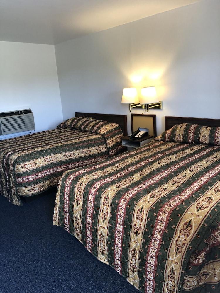 Deep Well Motel photo 11