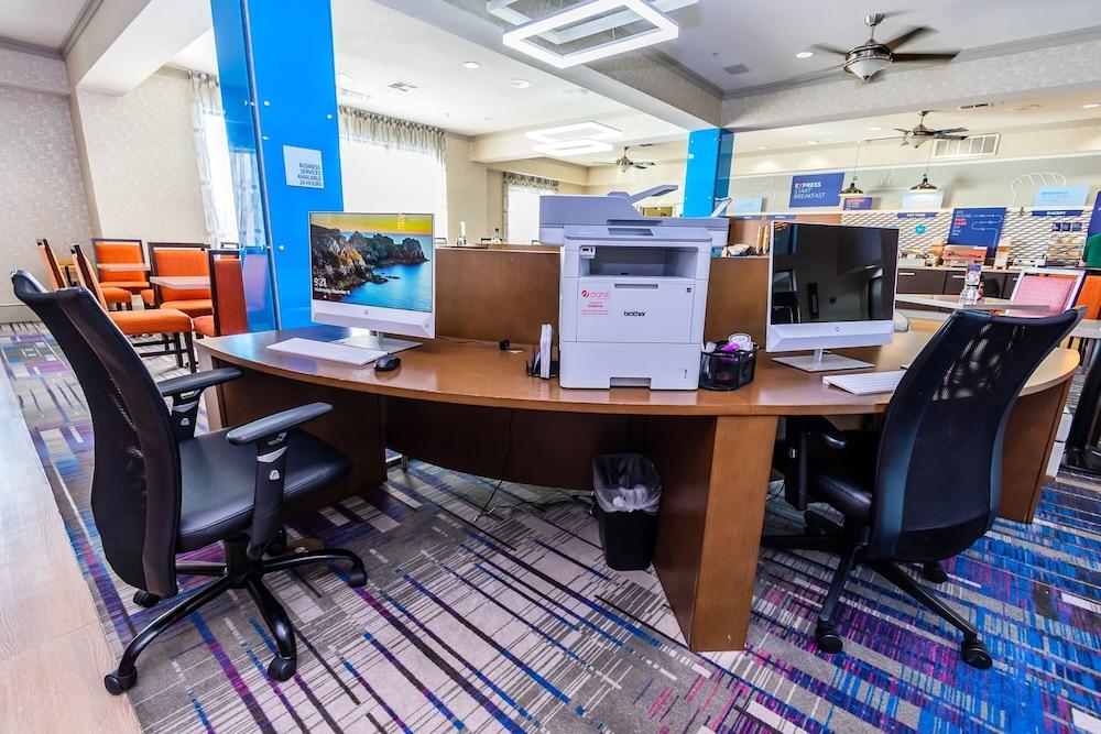 Holiday Inn Express & Suites Houston East, by IHG photo 54