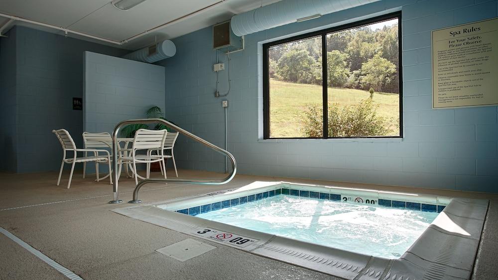Best Western Plus Louisa photo 27