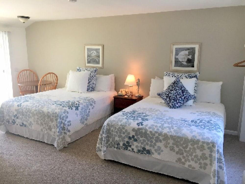 Craigville Beach Inn photo 2