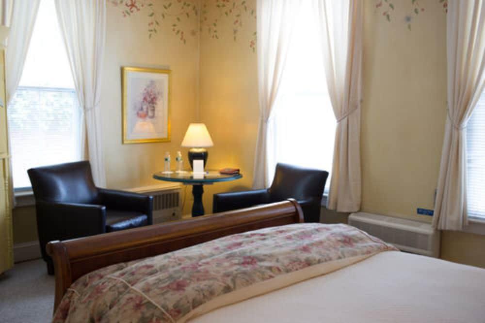 Admiral Fitzroy Inn photo 12
