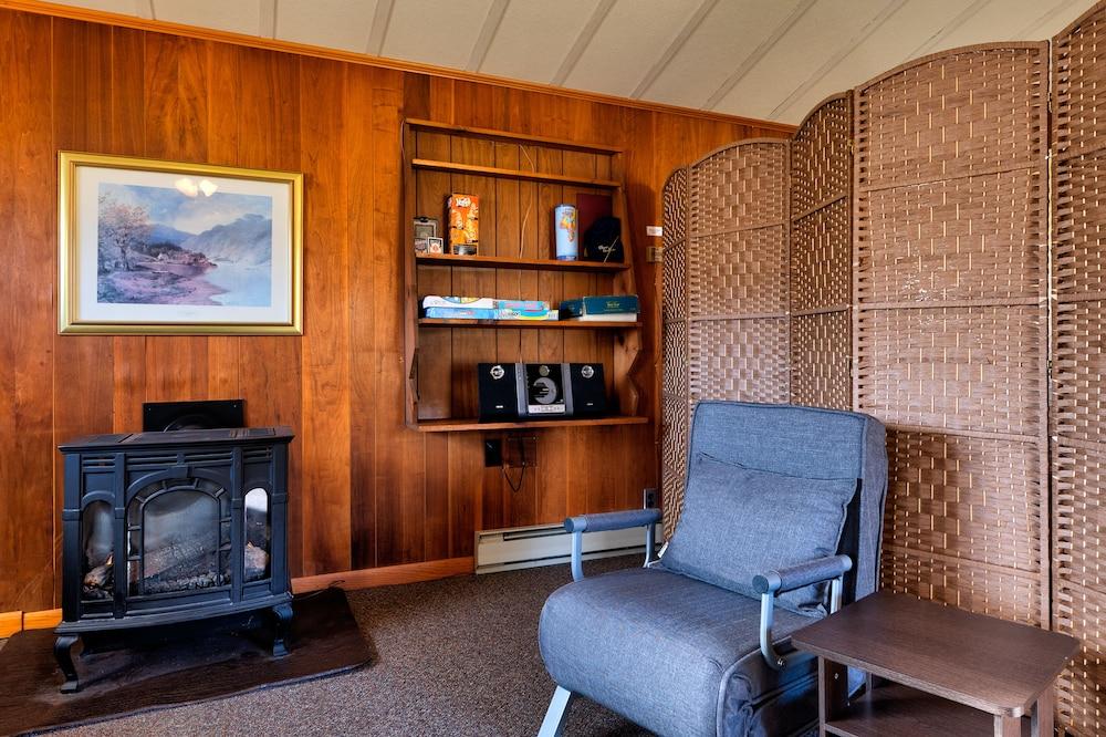 Gale River Motel photo 58