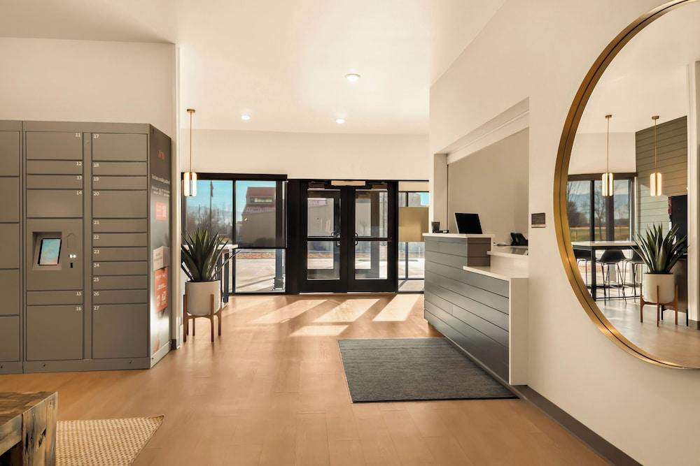 LivAway Suites- Syracuse photo 2