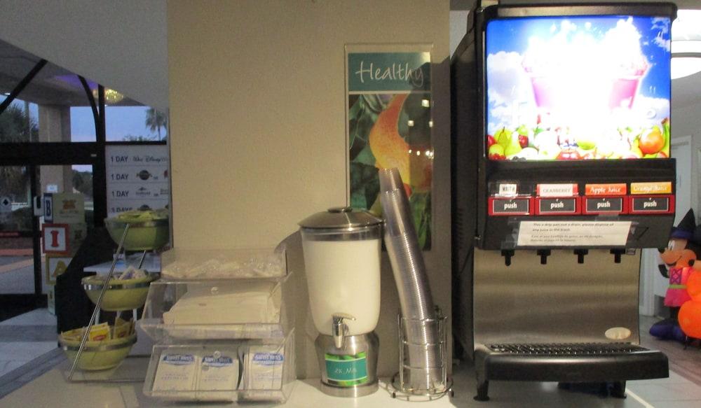 Quality Inn & Suites Kissimmee by The Lake photo 65