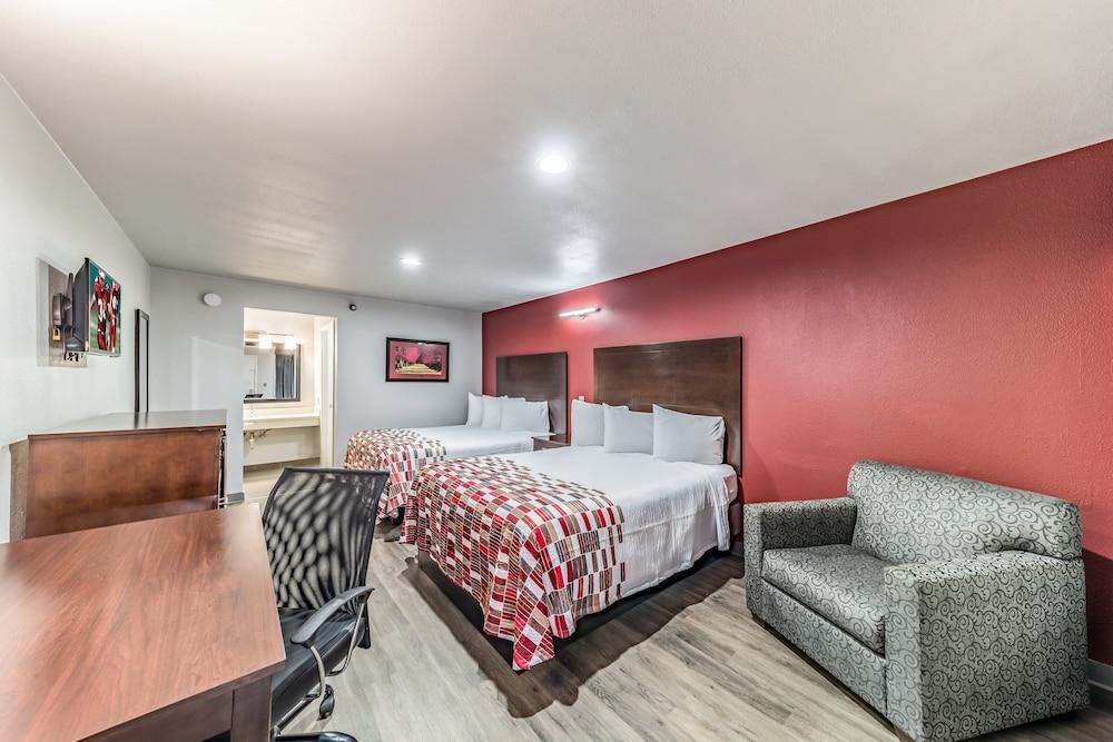 Red Roof Inn Dallas - Mesquite/ Fair Park NE photo 2