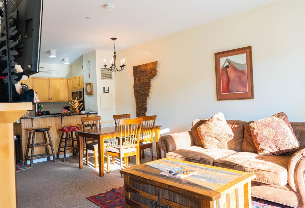 Long Trail House at Stratton Mountain Resort photo 10