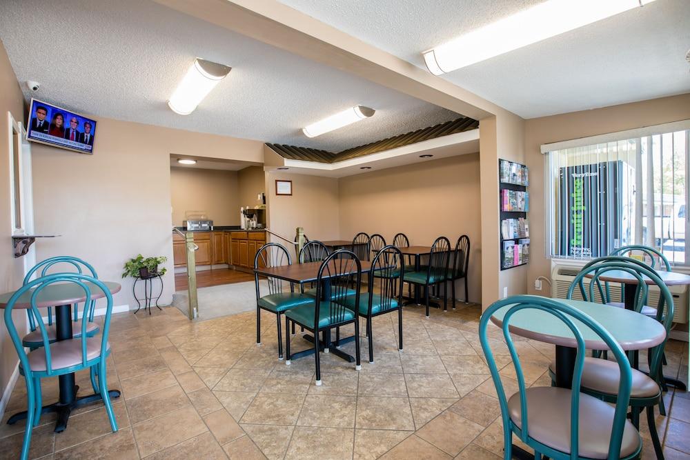 Relax Inn & Suites photo 62