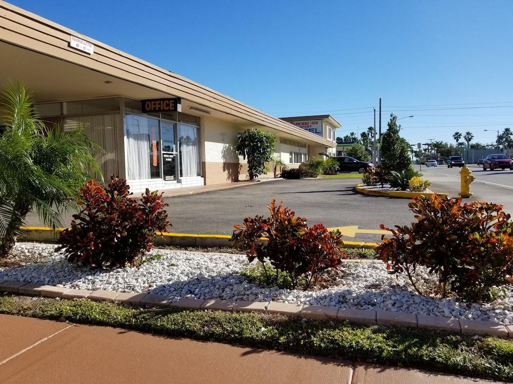 Parkway Inn Airport Motel Miami photo 9