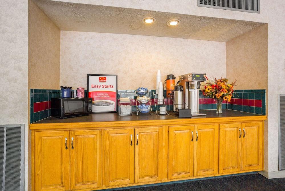 Econo Lodge Cave City photo 36