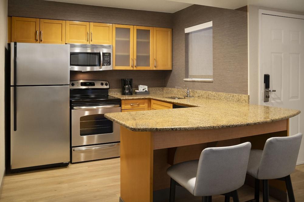 Residence Inn by Marriott Pleasant Hill photo 8