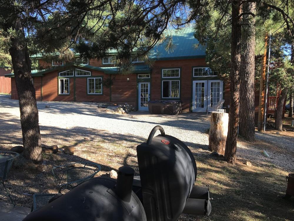 The Lodge at Lazy Bear Retreat photo 41