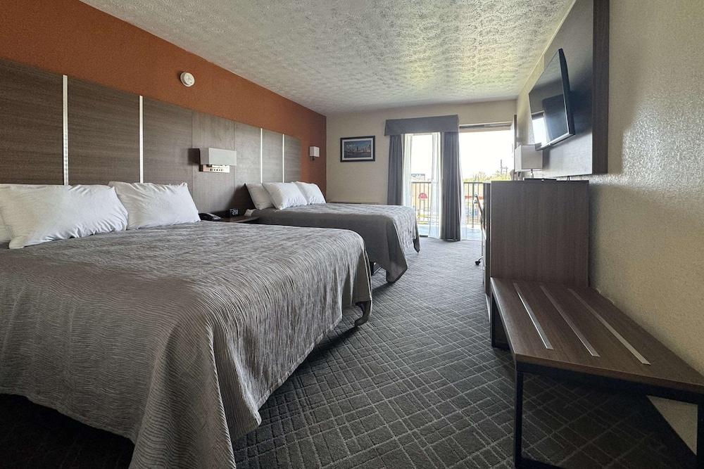 Quality Inn Mason Near Kings Island photo 14