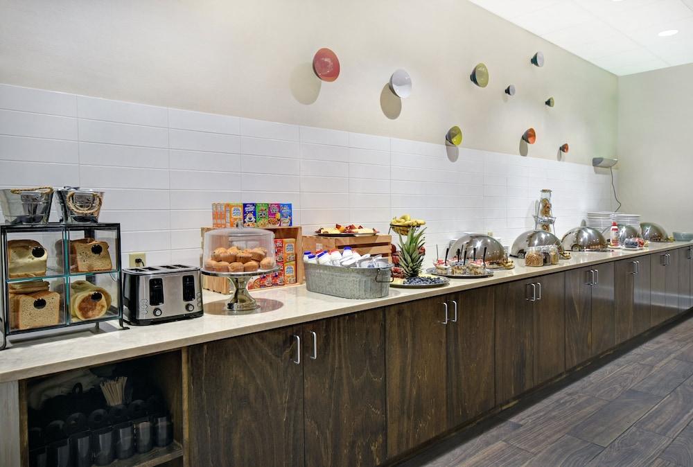 Holiday Inn Downtown Memphis by IHG photo 34