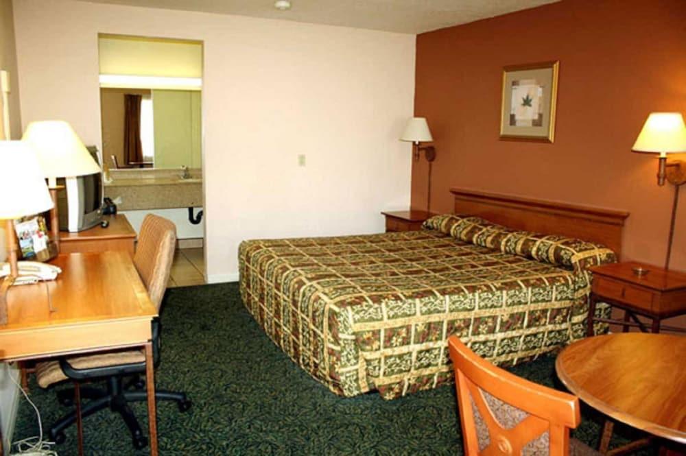 Escondido Lodge photo 9