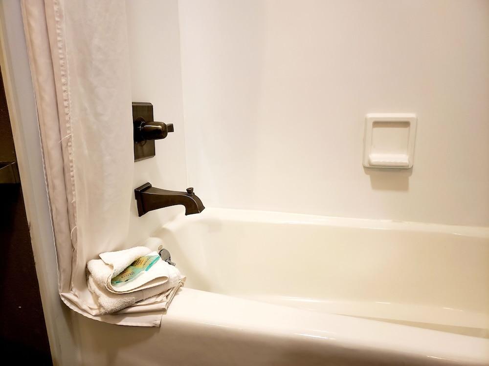 Hotel 1550 photo 9