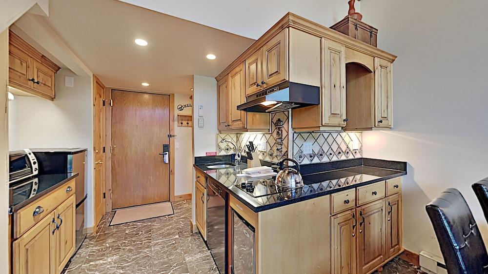 The Timberline Condominiums photo 97
