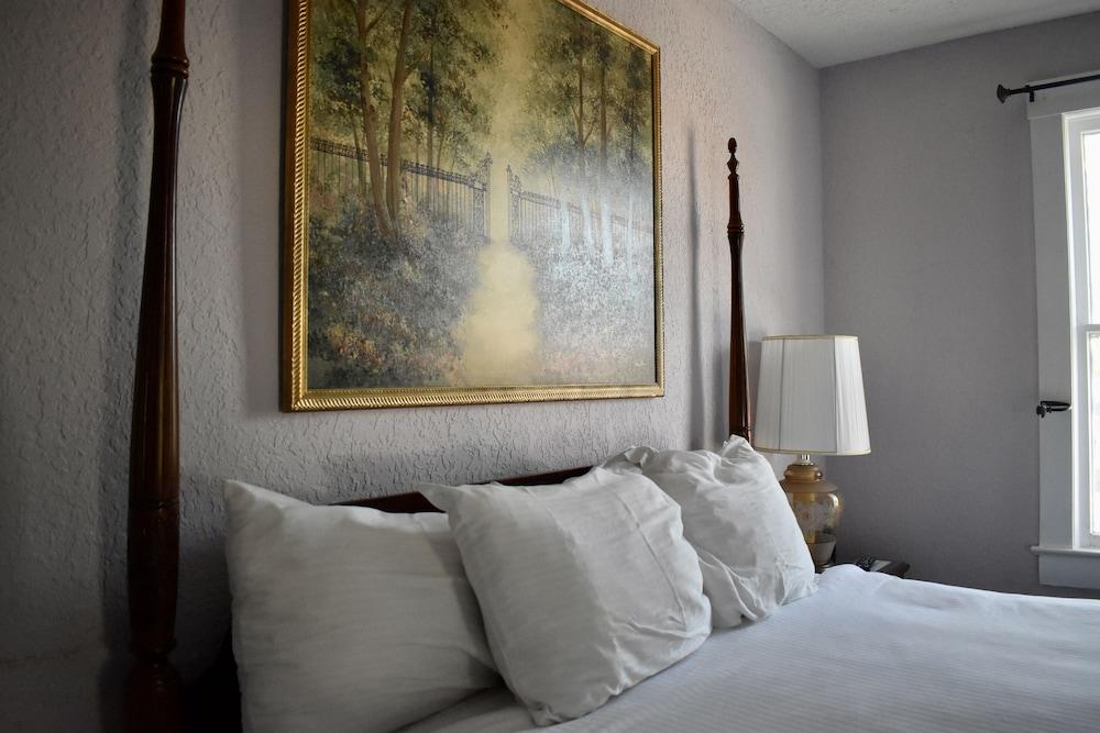 The DeLand Hotel photo 69