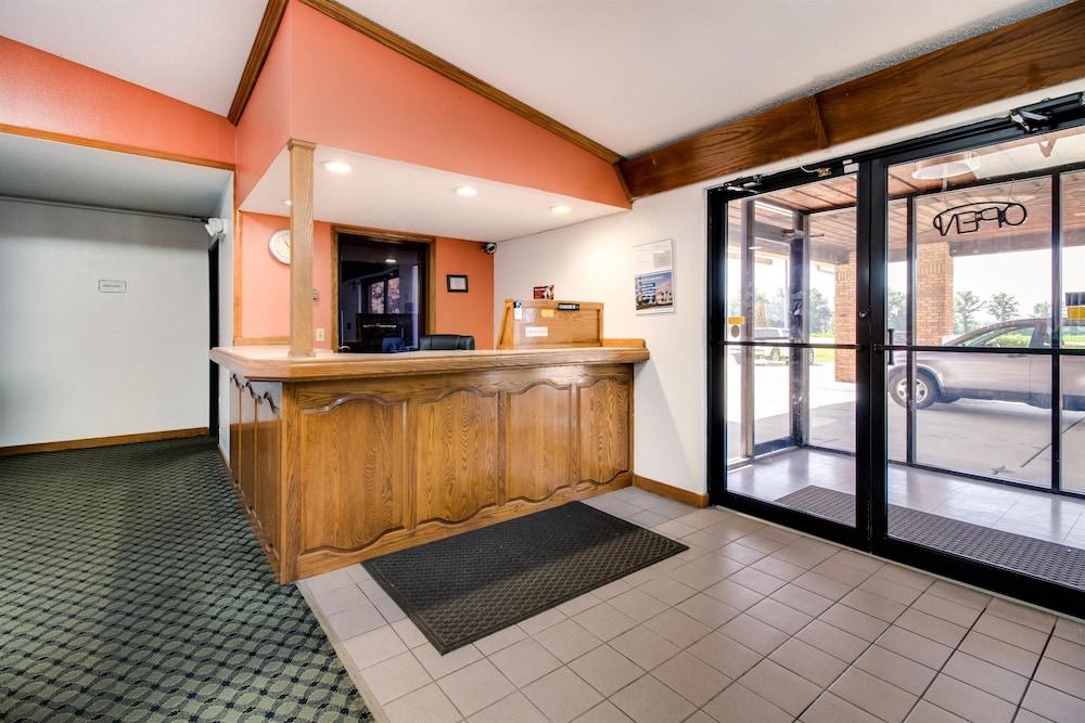 Motel 6 Marion, IL photo 4