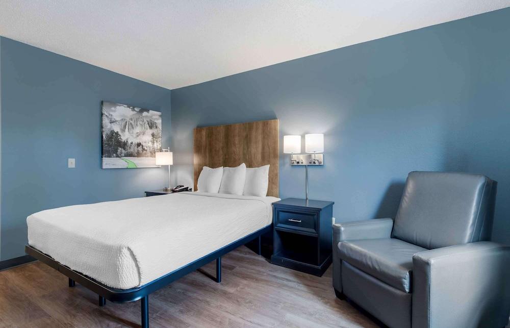 Extended Stay America Select Suites - Charlotte - Tyvola Rd. photo 13
