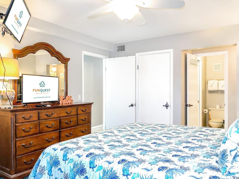 Summit Beach Resort by H2O VR photo 77