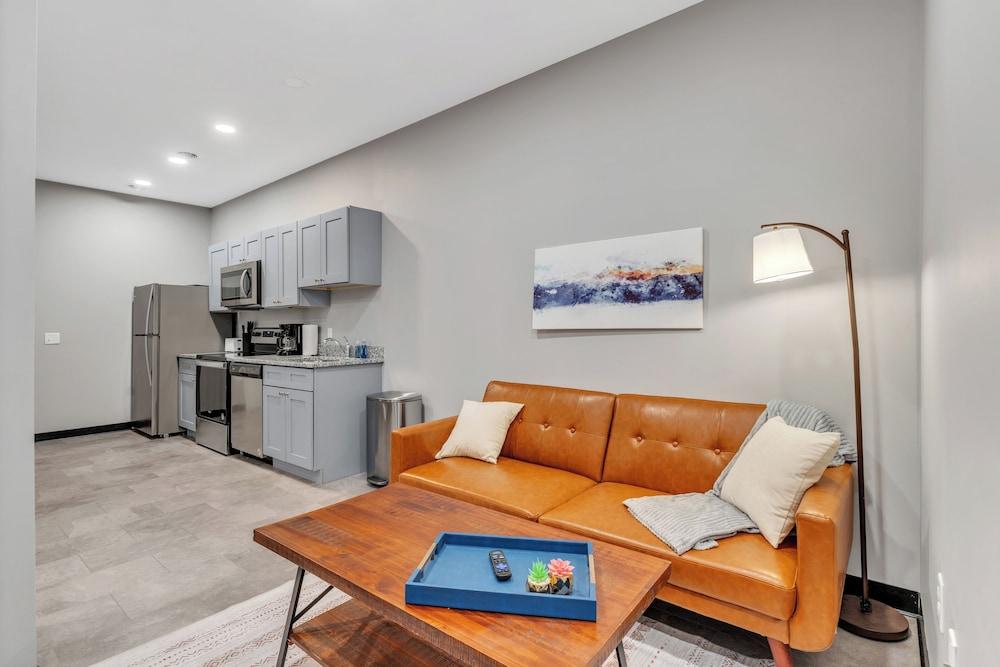 CozySuites - Press House photo 92