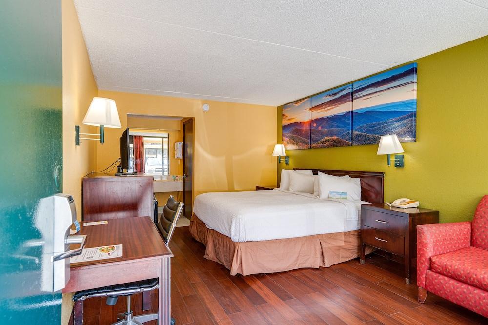 Days Inn by Wyndham Nashville Saint Thomas West Hospital photo 8