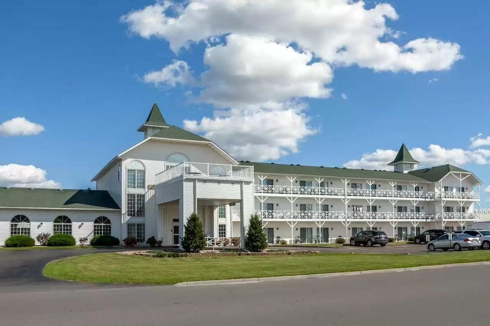 The Wisconsin Hotel & Conference Center photo 1
