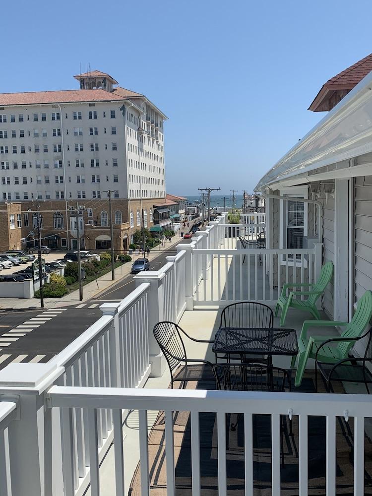Ocean Manor Inn photo 51
