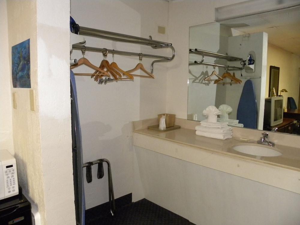 Guest Inn photo 60
