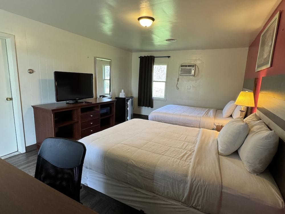Holiday Motel Westfield photo 7
