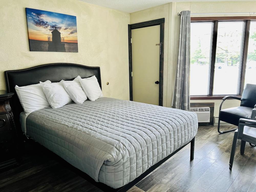 Silver Sands Hotel & Resort photo 27