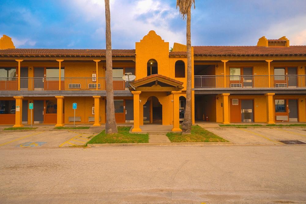 OYO Hotel Kingsville Hwy 77 photo 25