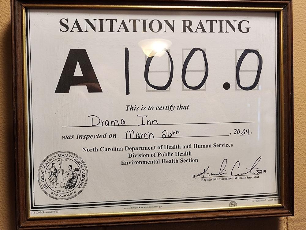 Drama Inn photo 27