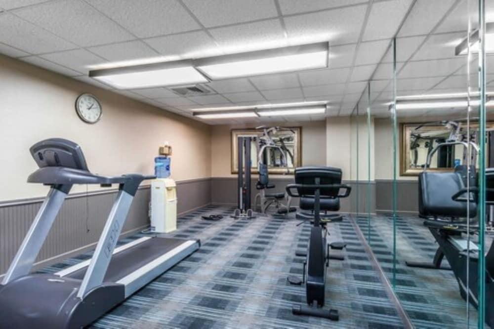 Comfort Inn Cleveland Airport photo 17