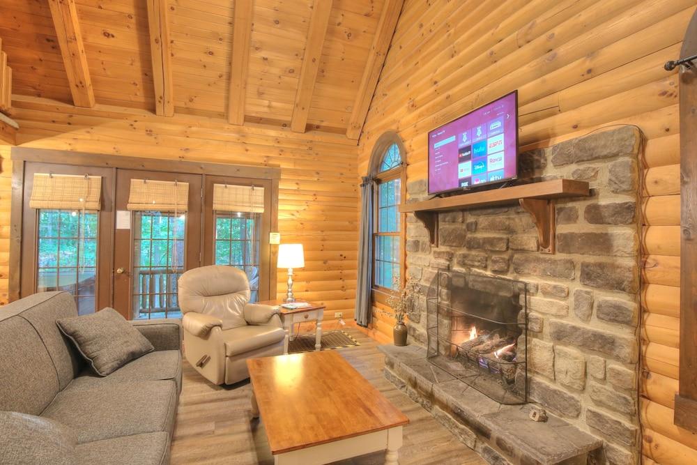 Cricket Hill Lodge & Cabins photo 82