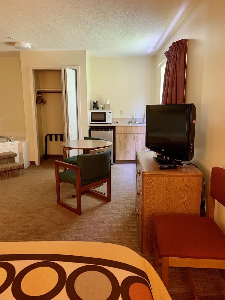 Brookshire Inn photo 21