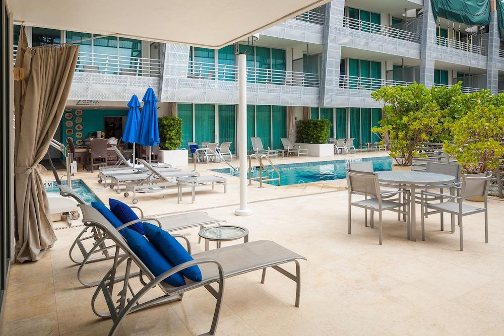 SBV Luxury Ocean Hotel Suites photo 17